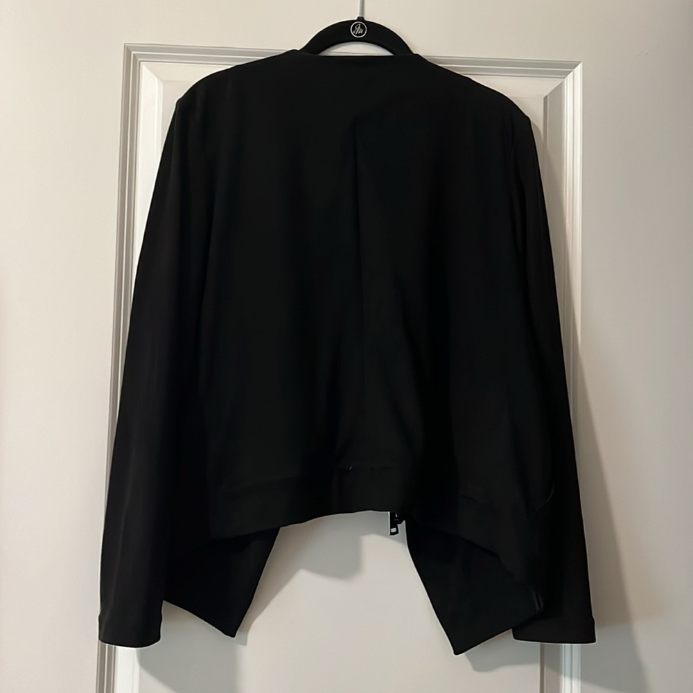 Express Jacket - Picture 2 of 6